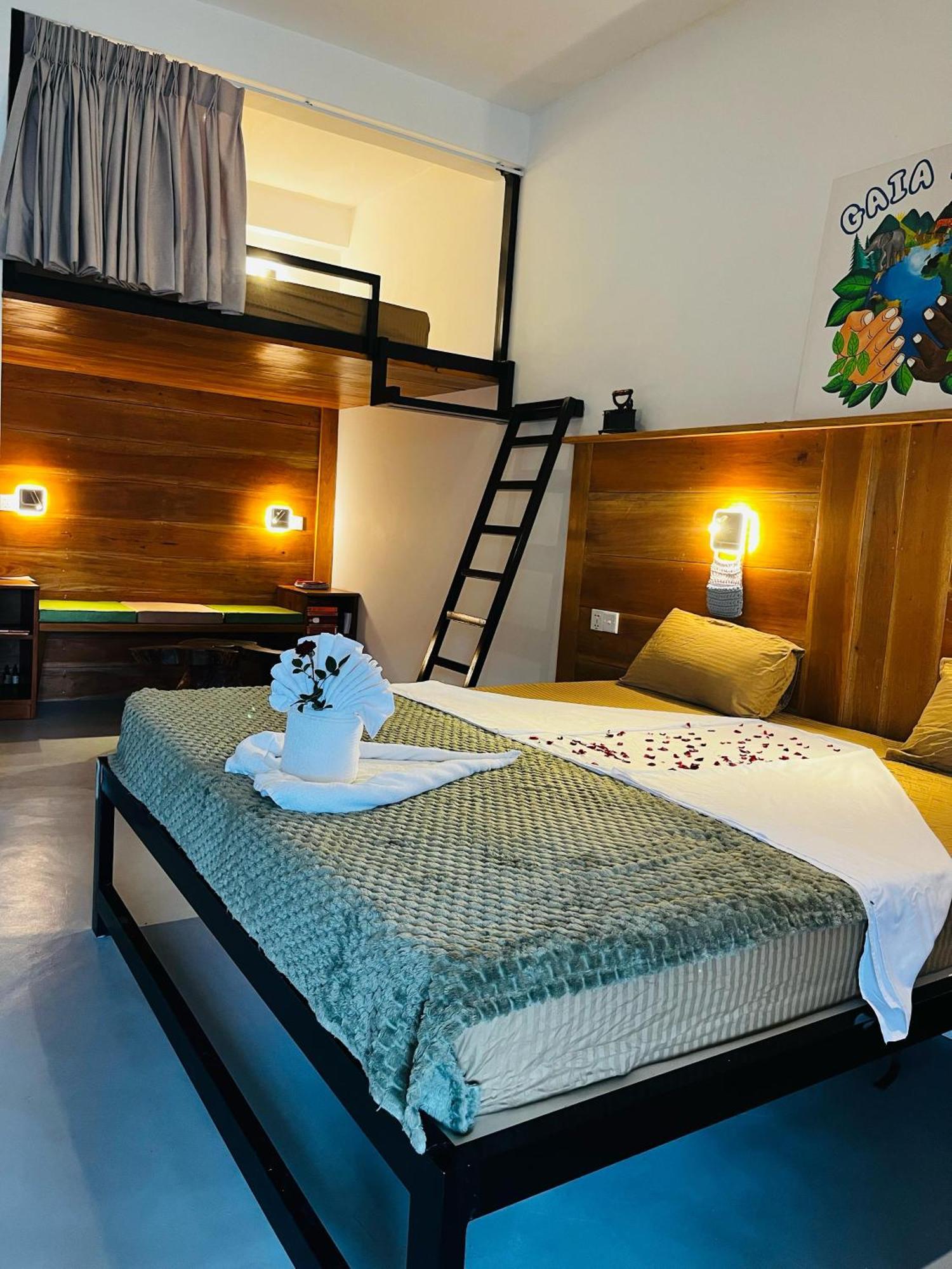 Gaia Ella Ecolodge And Yoga Centre Eksteriør billede